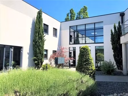 vente bureaux 100 m² à 686 m²