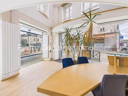 vente bureau 138 m² montereau-fault-yonne (77130)