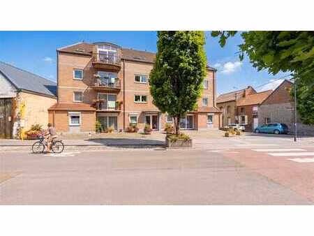 magnifique appartement penthouse  construction 1998  2 ch  b