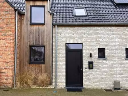 maison familiale neuve basse consommation avec 3 chambres