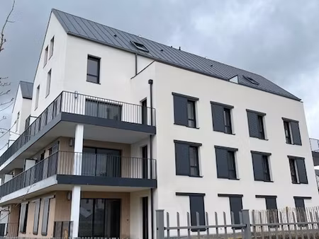 immeuble récent -appartement 3 pièces 64.10 m2