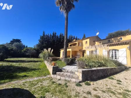 maison de luxe à vendre à grasse