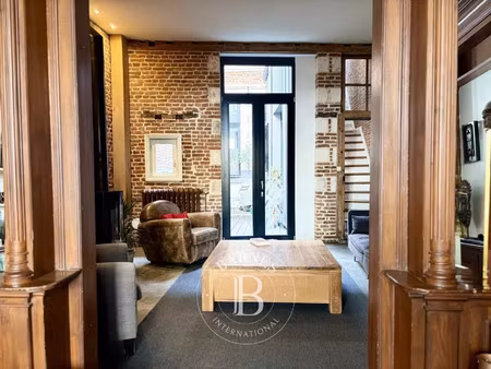 maison de luxe à vendre dans le quartier vieux lille