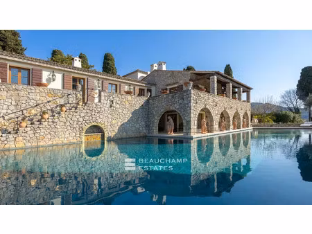 villa de luxe à vendre à cabris