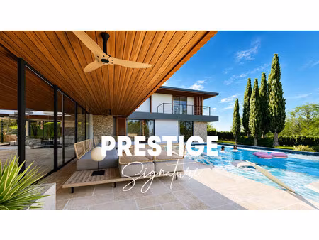 villa de luxe à vendre dans le quartier centre