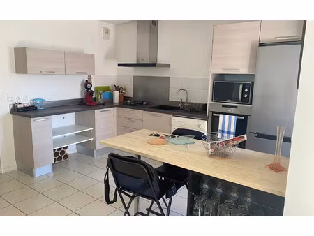 location appartement  m² t-3 à floirac  893 €