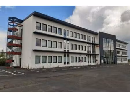 location - bureaux 337.5 m