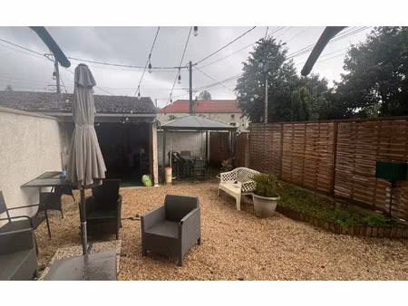 location maison  m² t-3 à congis-sur-thérouanne  880 €