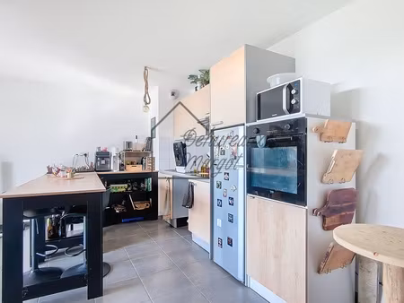 appartement 3 pièces - 65 m²