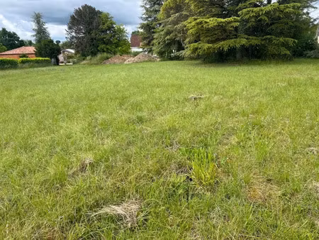 vente terrain 2600 m² à castelnau-montratier (46170)  30 000 €
