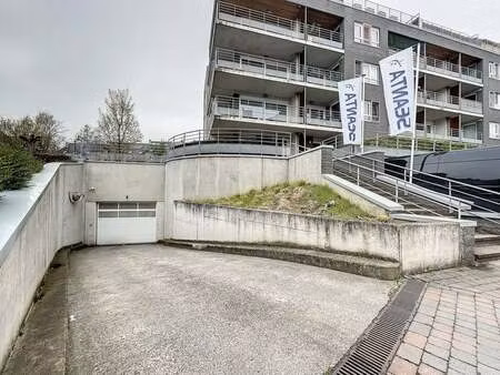 garage à louer à jette € 95 (lodes) - dewaele - brussels tour & taxis | zimmo