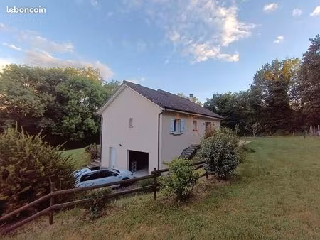 maison 4 pièces 105 m²