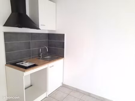 studio 1 pièce 19 m²