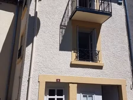 maison de ville rénovée à saugues