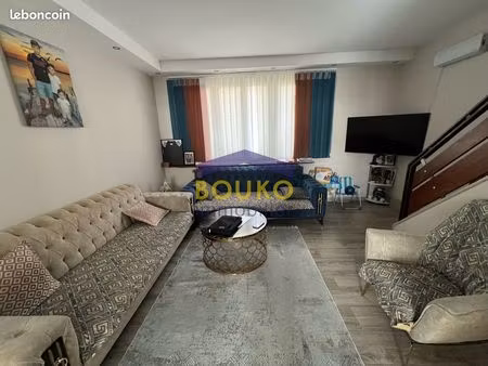 maison de ville 4 pièces 150 m²