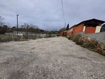 terrain 647 m² flassans-sur-issole