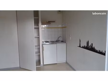 studio proche gare et université