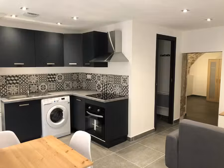 location appartement 1 pièce 31 m² à jouques (13490)