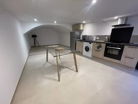 location appartement 2 pièces 40 m² à jouques (13490)