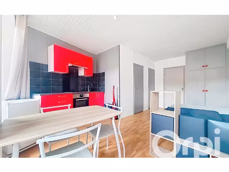 location appartement  24.49 m² t-1 à saint-flour  314 €