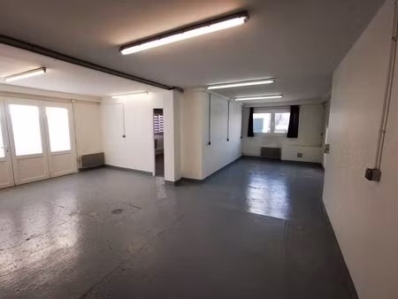 location local d’activités pontault-combault 77340 70m²