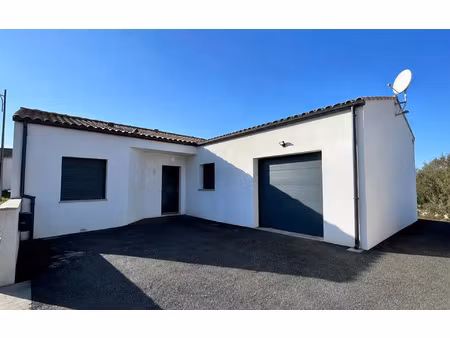 location maison  m² t-3 à cabariot  1 030 €