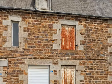 exclusivité -a vendre -maison 130m² à rénover en plein centre bourg de marcillé-raoul