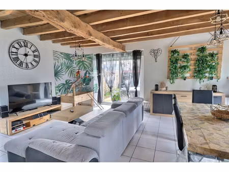 maison avec jardin et deux places de parking privatives