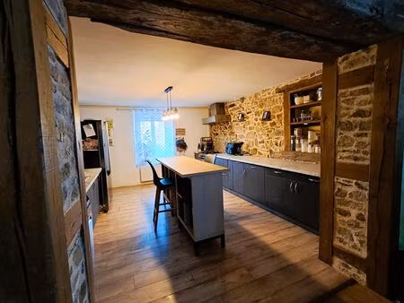 maison saint hilaire les places 5 pièce(s) 137 m2