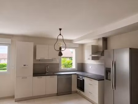 appartement 3 pièces dans résidence récente au calme