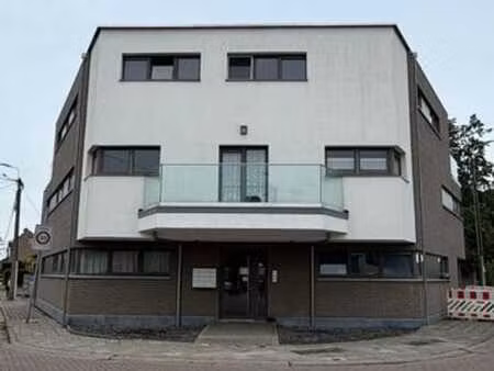 appartement moderne 2ch à oupeye avec balcon et ascenseur
