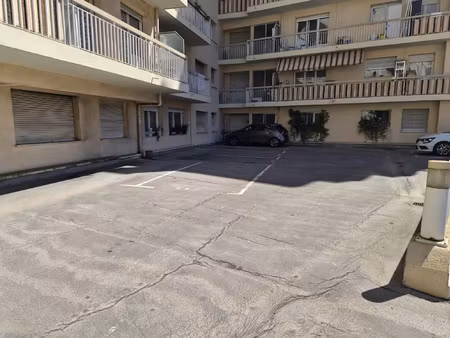 a louer emplacement de parking st roch nice