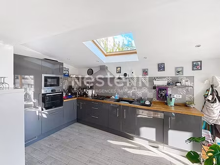 vente maison 4 pièces 92 m² à bron (69500)  428 000 €