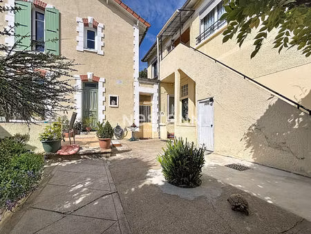 issy les moulineaux - quartier saint etienne - maison 4 pièces