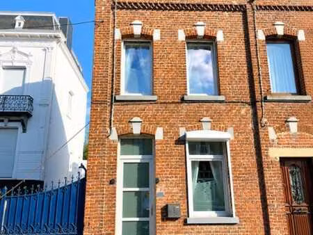 maison 3 faç en excellent état- a visiter sans tarder