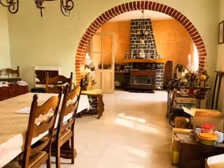 maison individuelle au calme avec terrasse et jardin
