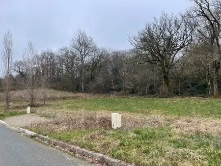 vente terrain 1675 m² à saint-médard-en-jalles (33160)  340 000 €
