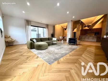 loft/atelier/surface 5 pièces 174 m²