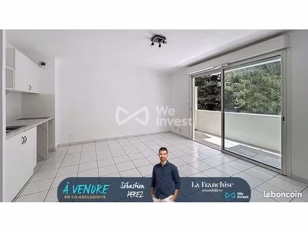 studio 1 pièce 30 m²
