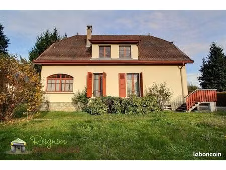 maison 11 pièces 289 m²