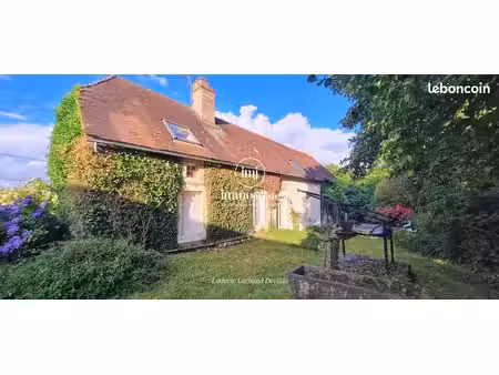 maison 9 pièces 220 m²