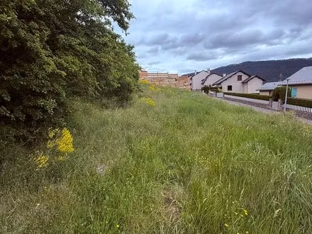 terrain constructible prêt à construire – 836 m² – mende
