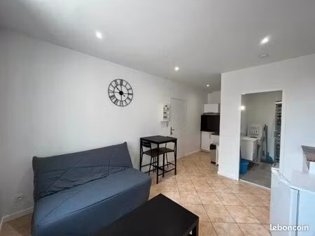 appartement 1 pièce 18 m²