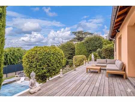 villa de luxe à vendre dans le quartier centre nord