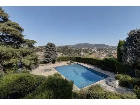 beau 2 pièces avec vue panoramique mer garage