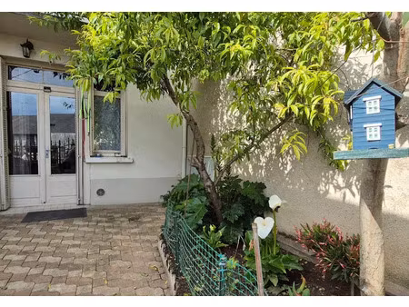 vente maison 5 pièces 102 m² à montrichard (41400)  98 000 €