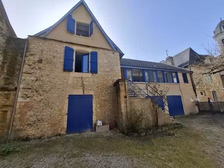 location appartement 3 pièces 56 m² à montignac (24290)  590 €