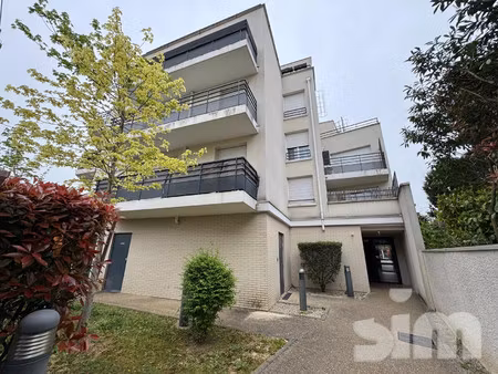 appartemnt f2 avec terrasse