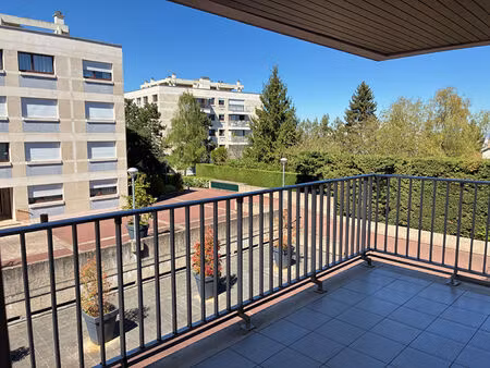 location appartement - 4 pièces - 89.04 m²