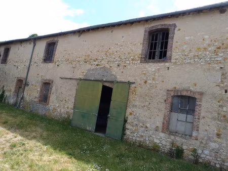 vente immeuble 755 m² villedieu-sur-indre (36320)